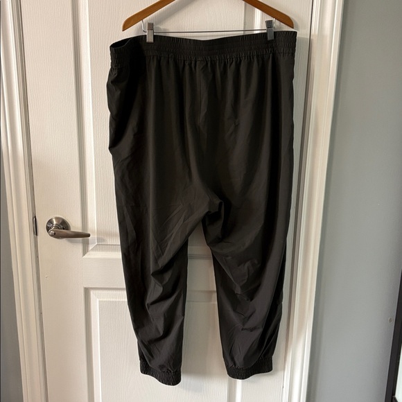 Old Navy stretch tech XXL light pants - Picture 4 of 7